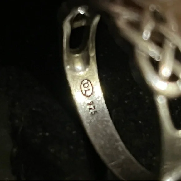 VINTAGE CELTIC OPEN WEAVE BAND STERLING SILVER - Picture 2 of 4